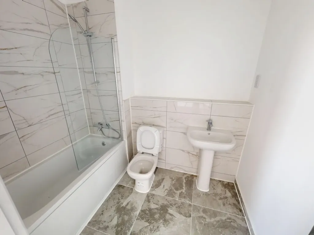 Property photo 2 of 4