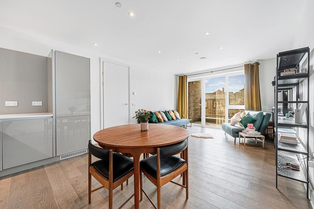 Property photo 3 of 10 Photo 3