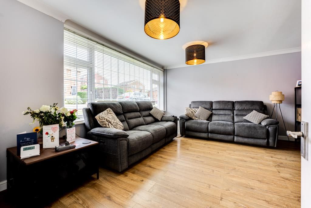 Property photo 3 of 21 10 Nelson Drive, Rothwell-6.Jpg