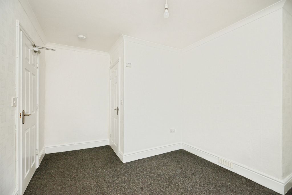 Additional image 12 of 1 bed flat for saleChurch Street, Caernarfon, Gwynedd LL55