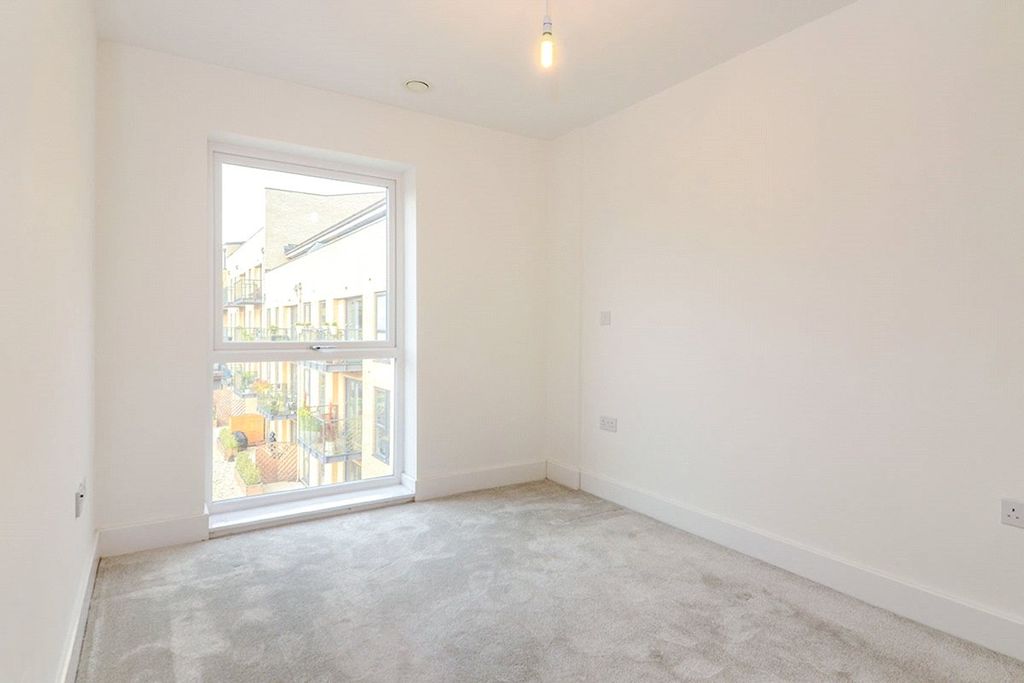 Property photo 2 of 10 Picture No. 02