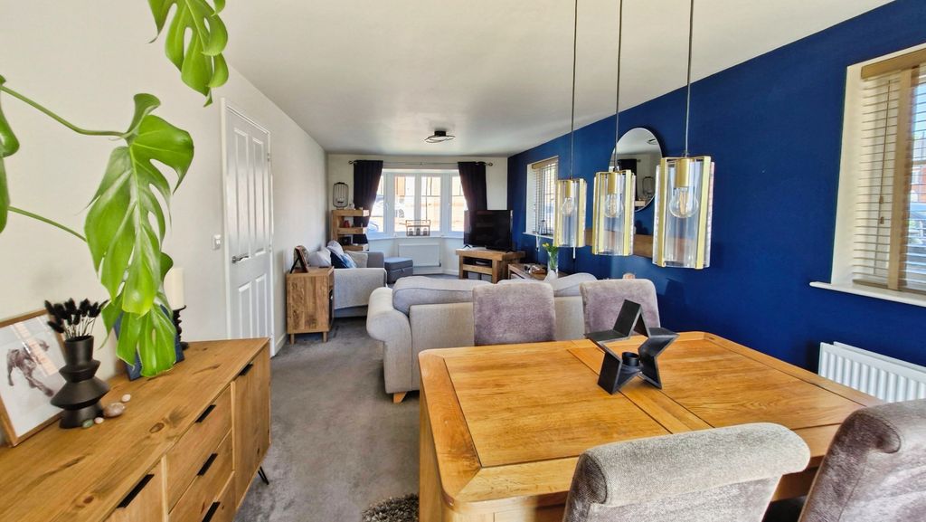 Property photo 3 of 25 B1Aca4B9-20250516_121652