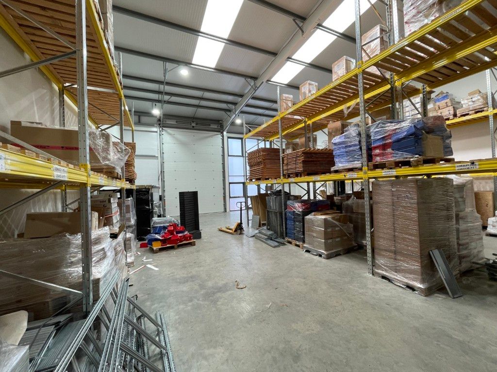 Property photo 3 of 8 Photo 13