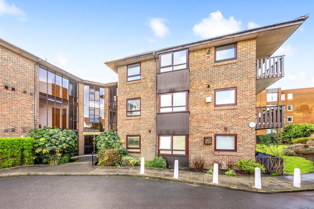 Property photo 1 of 21