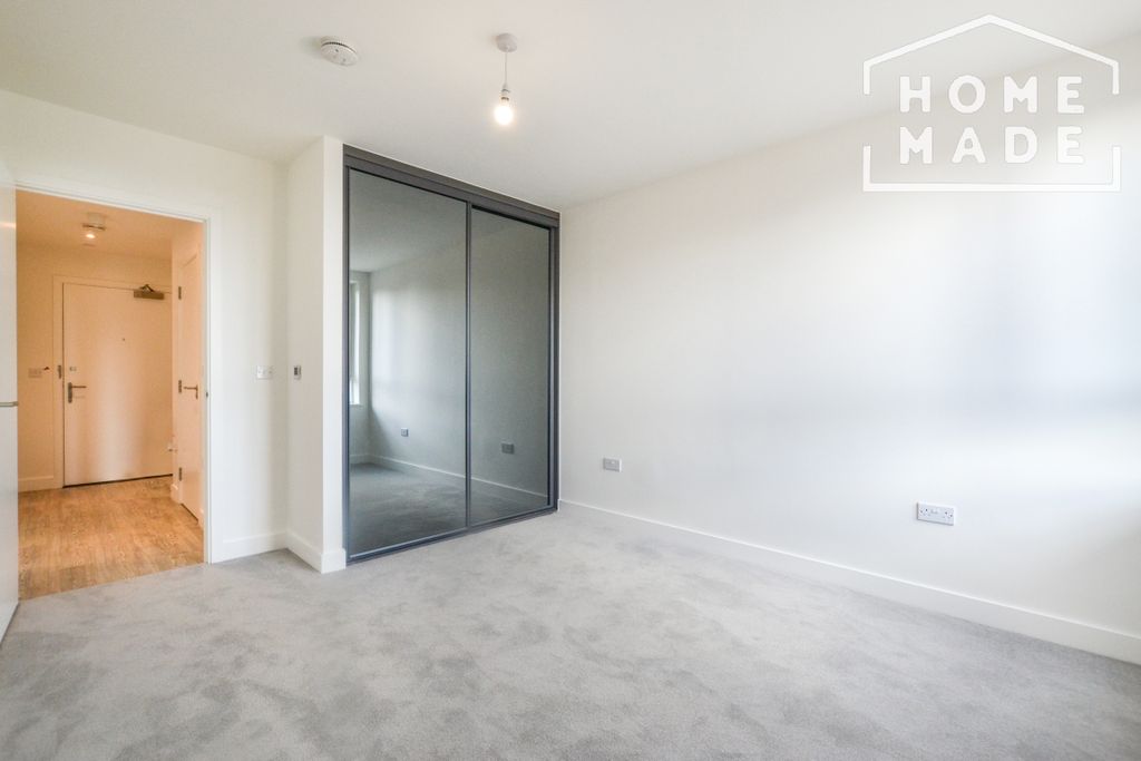 Property photo 3 of 7