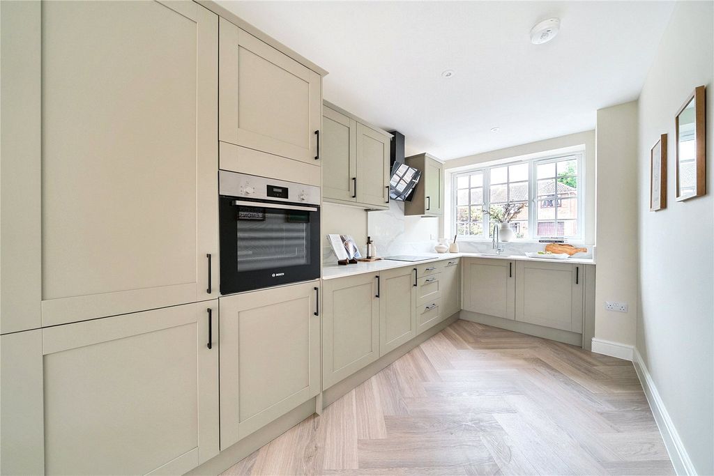 Property photo 2 of 11 Picture No. 09