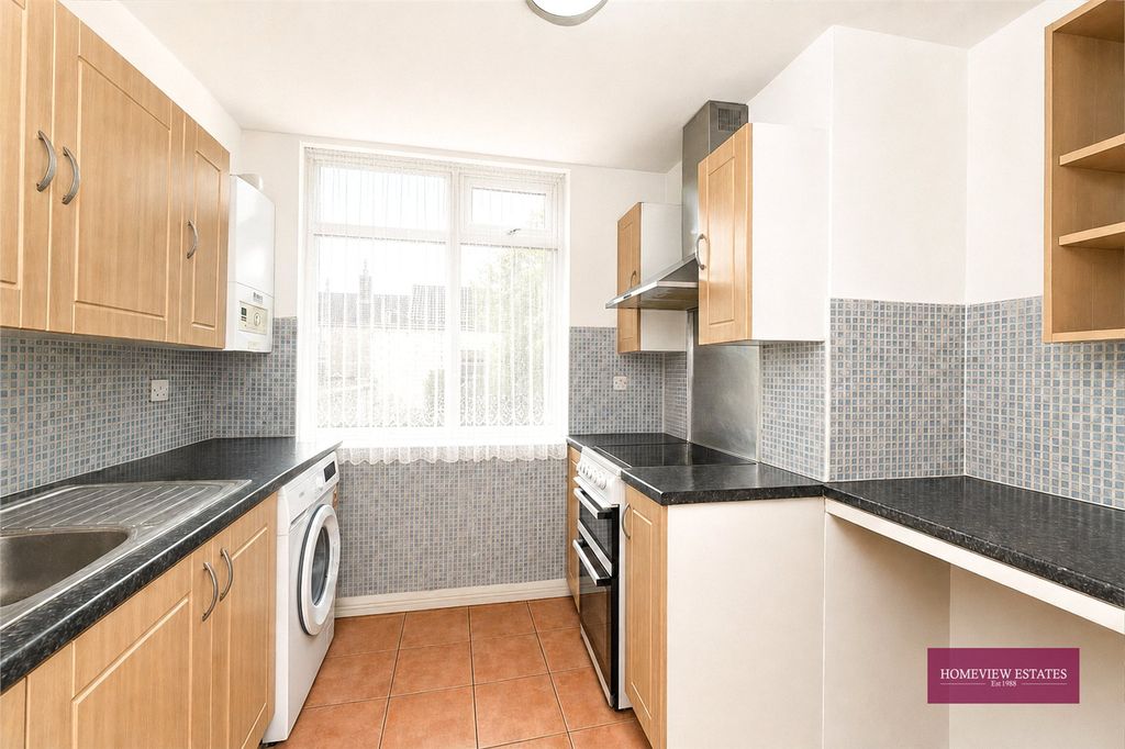Property photo 2 of 6 Picture No. 04