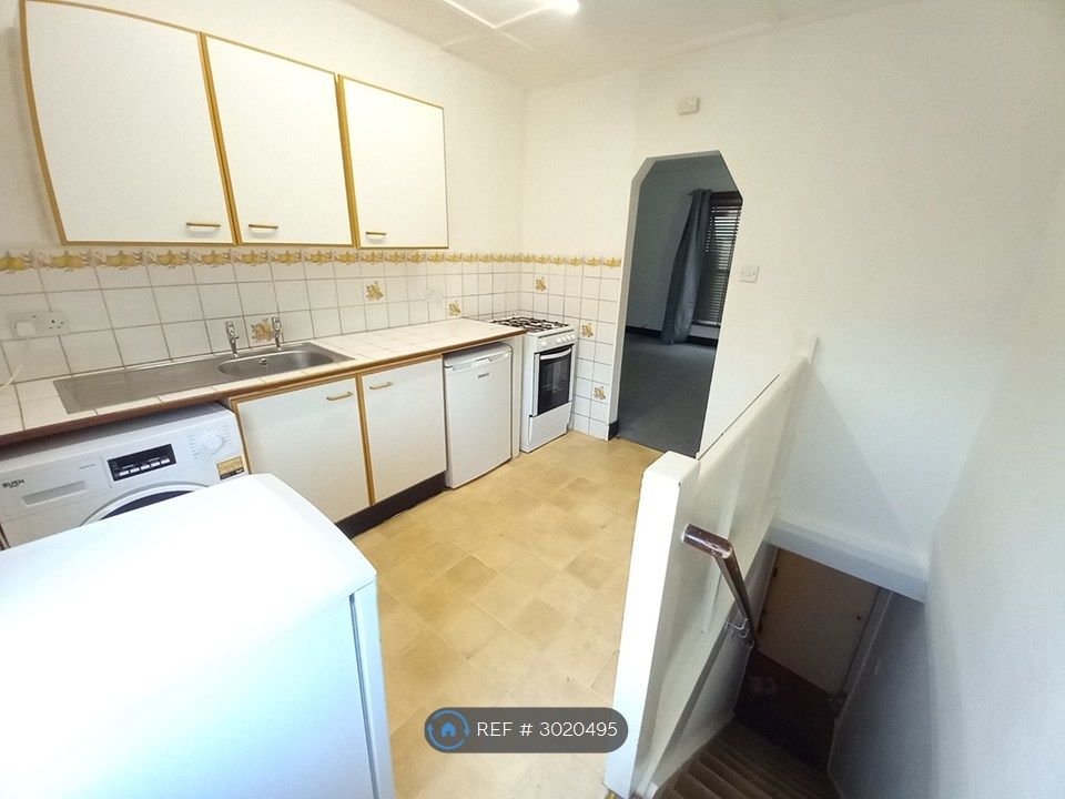 Property photo 3 of 6 Kitchen - Separate Area From Studio Room