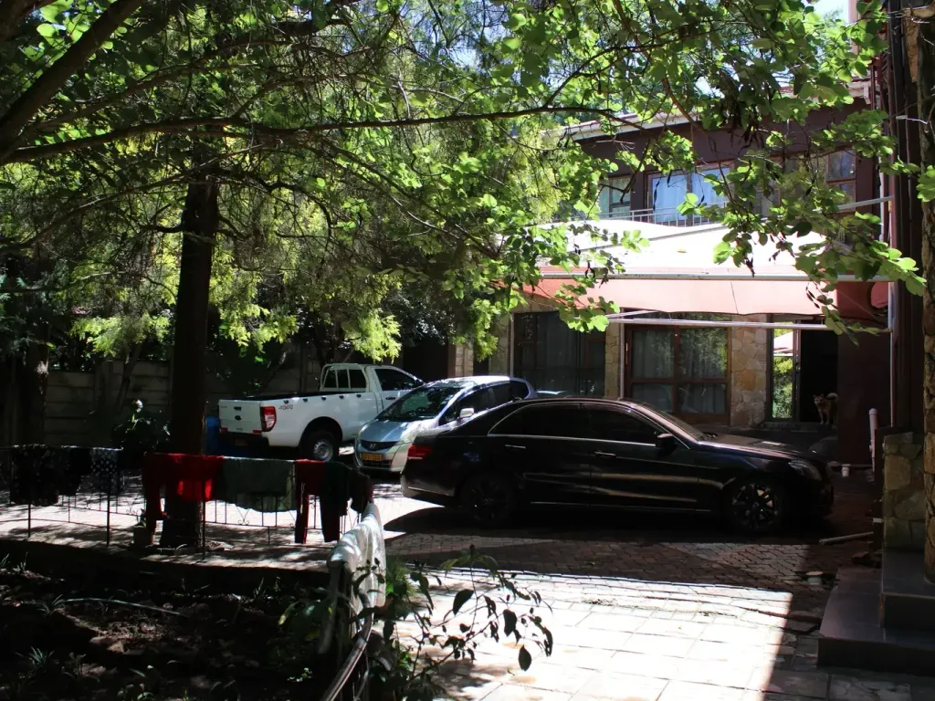 Property photo 2 of 4
