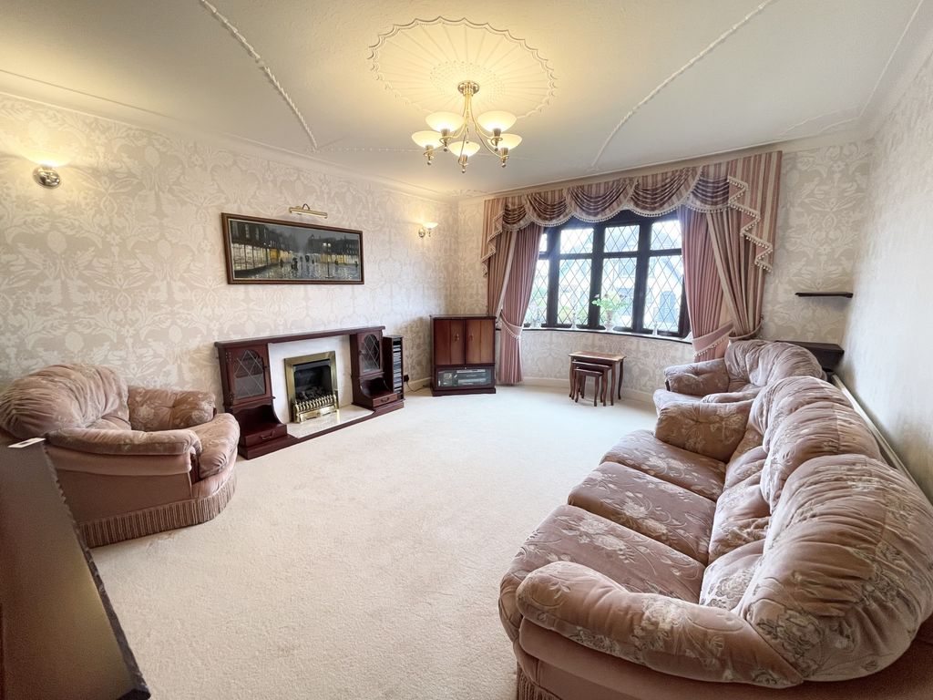 Property photo 2 of 22