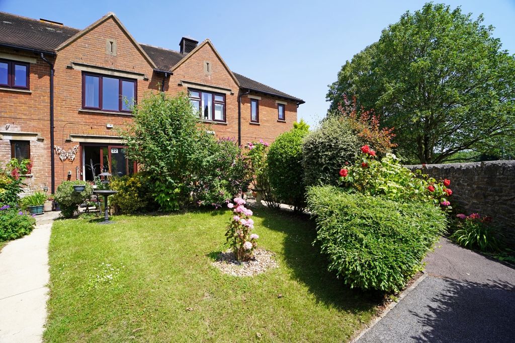 1 bed flat for saleParsonage Court, Highworth, Swindon SN6