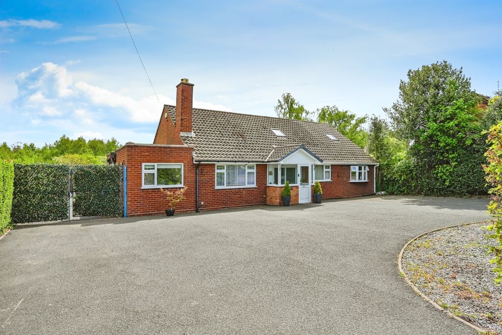 Property photo 2 of 24