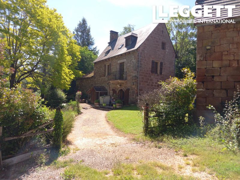 Property photo 1 of 10