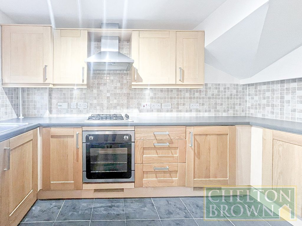 Property photo 2 of 13 Kitchen