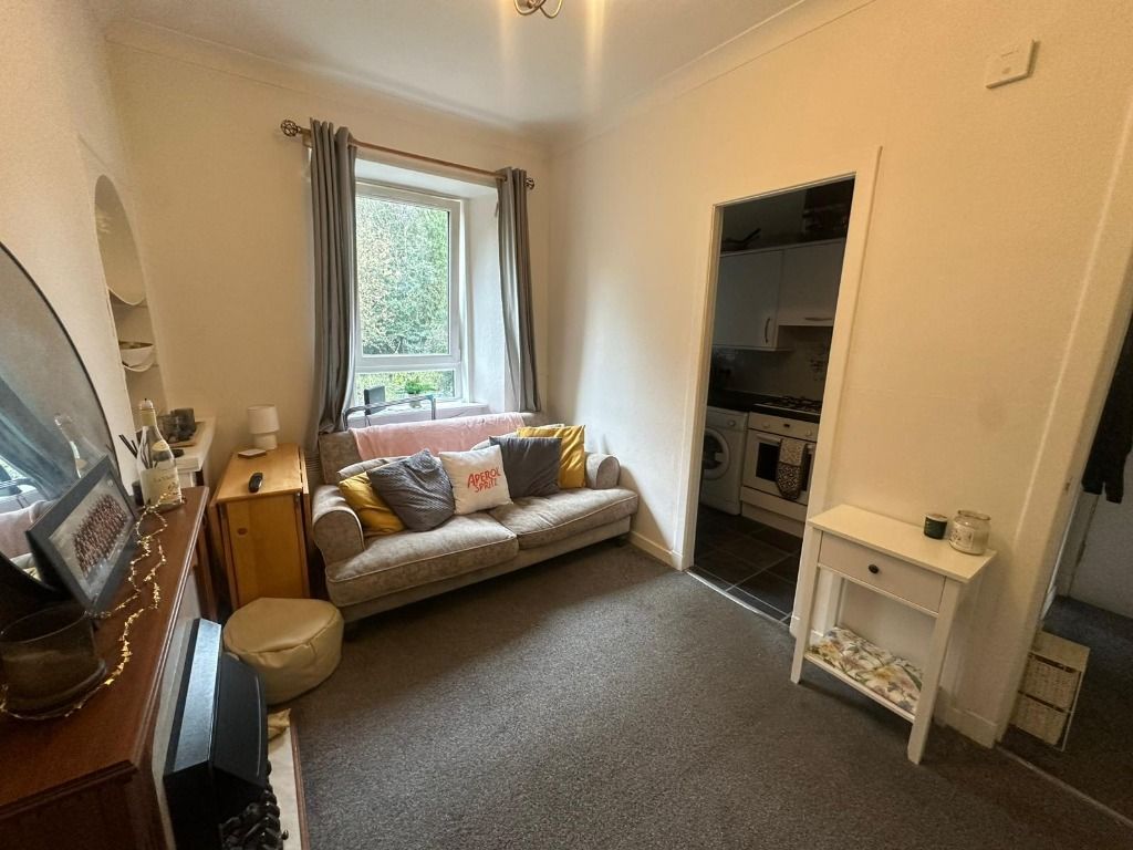 Property photo 2 of 7 Photo 2