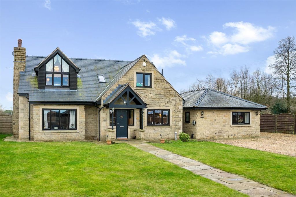 Property photo 1 of 32 Dsc_8454A.Jpg