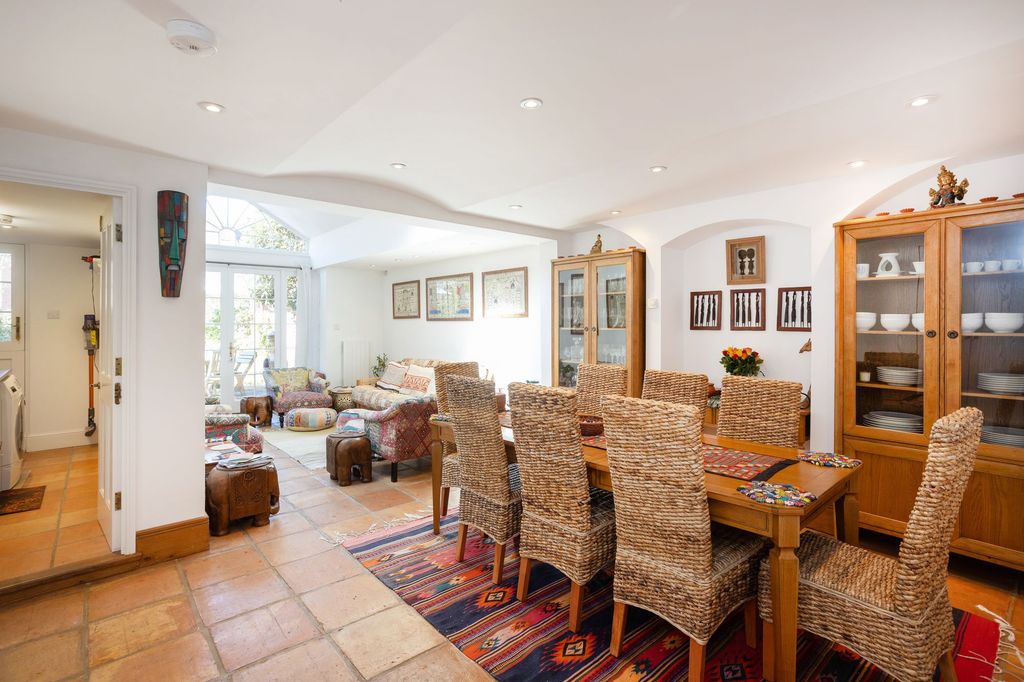 Property photo 3 of 22 Sitting / Dining Room