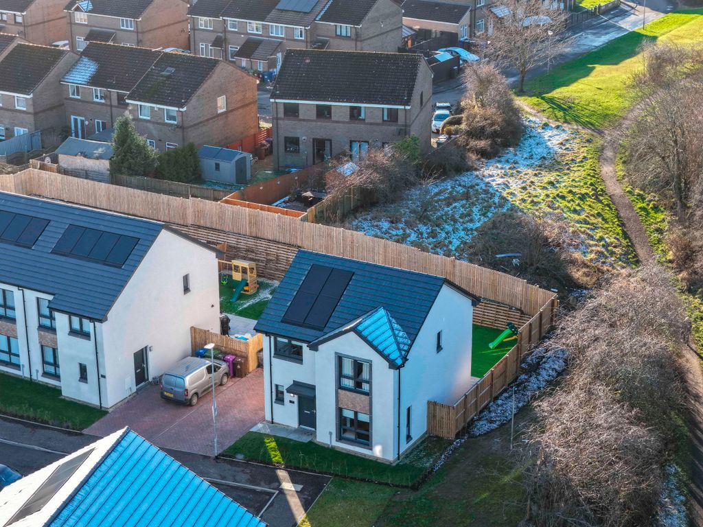 Property photo 1 of 33