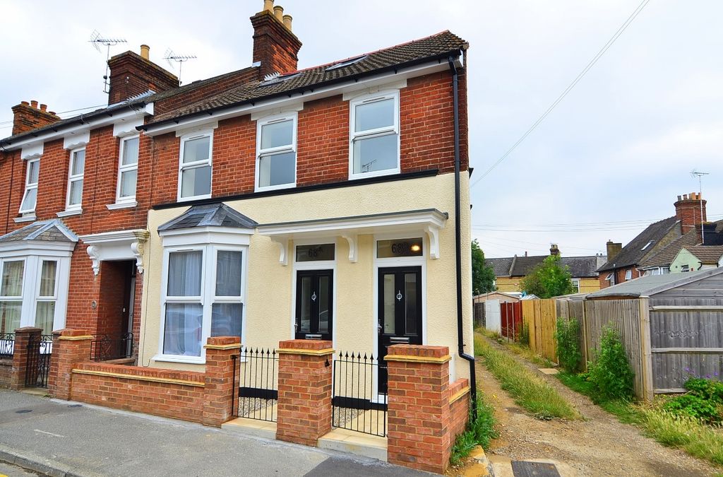 Property photo 1 of 5