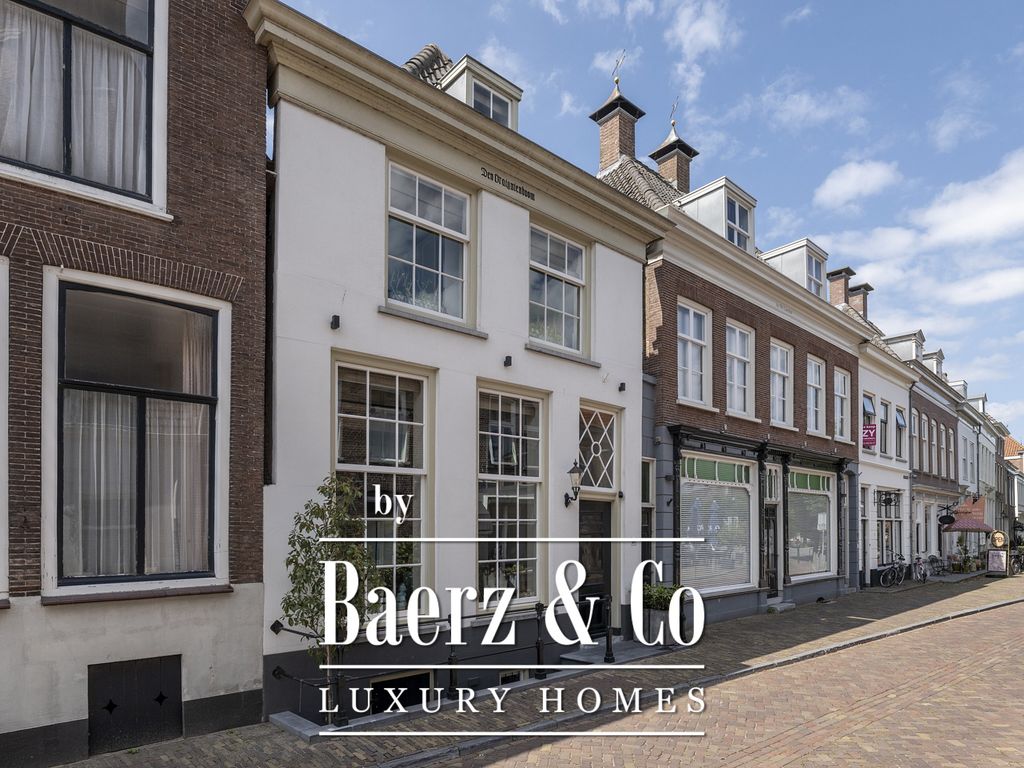 Property photo 1 of 40