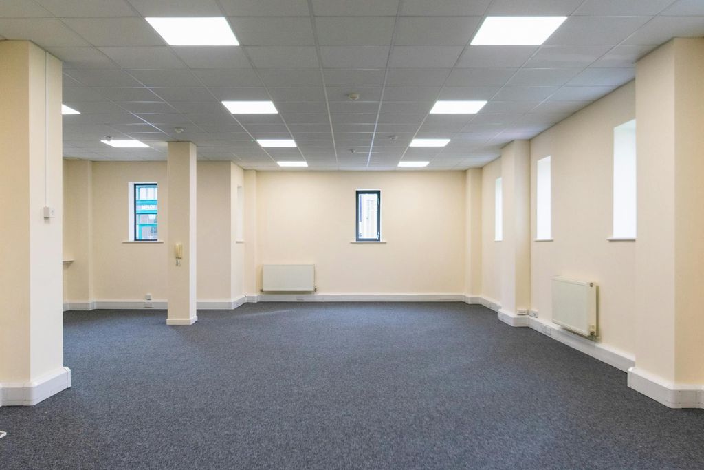 Property photo 3 of 7 3.Jpg