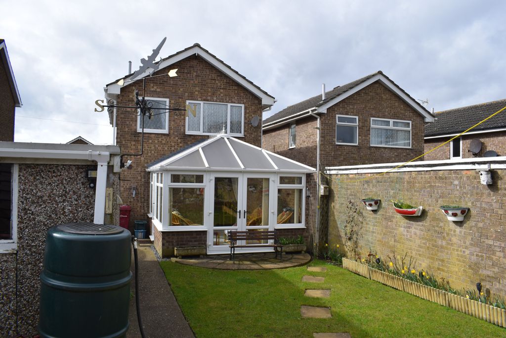 Property photo 3 of 14