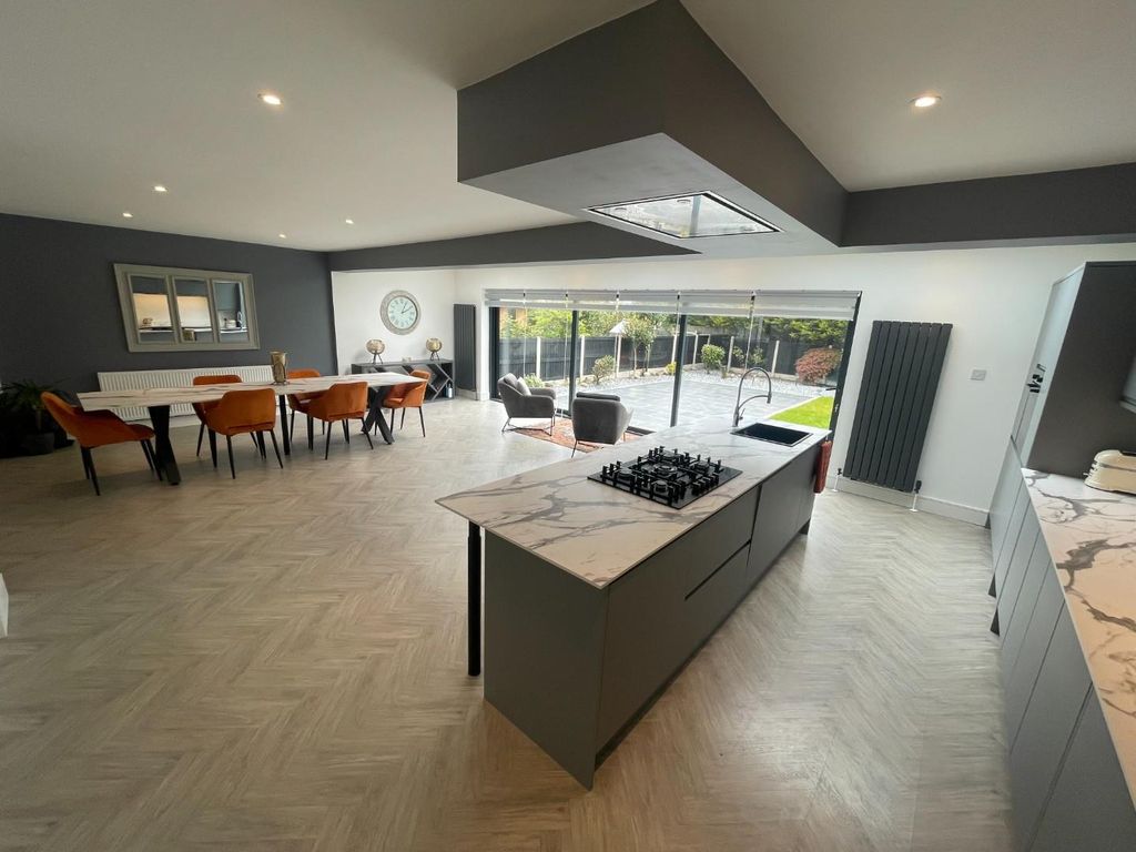 Property photo 2 of 48 Image00065.Jpeg