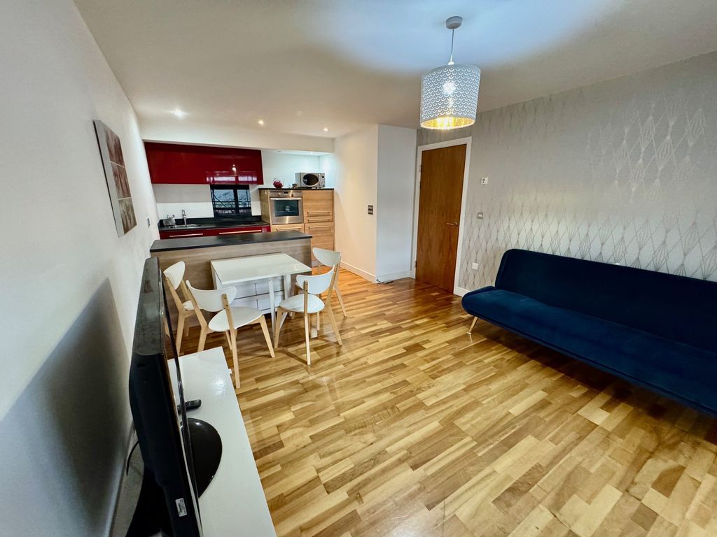 Property photo 2 of 11