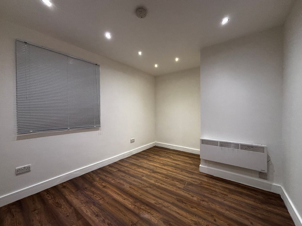Property photo 3 of 8 Img_3546 2.Jpg
