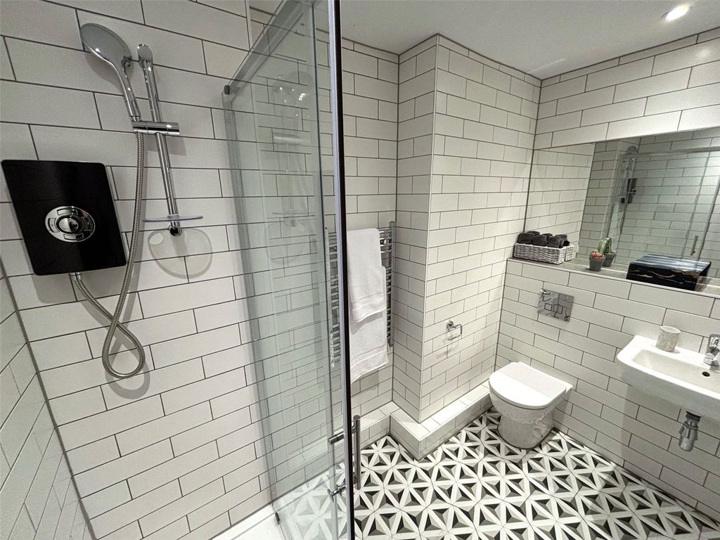 Property photo 2 of 9 Picture No. 01