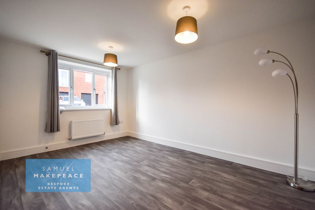 Property photo 2 of 19 Gallery