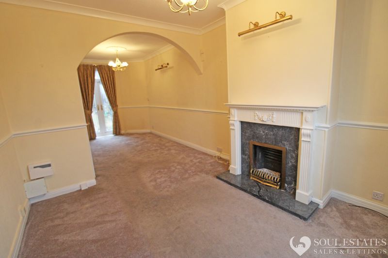 Property photo 2 of 14 Lounge