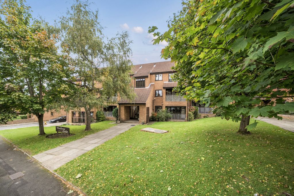 Property photo 2 of 20 1355898-3-68Cbcfc...