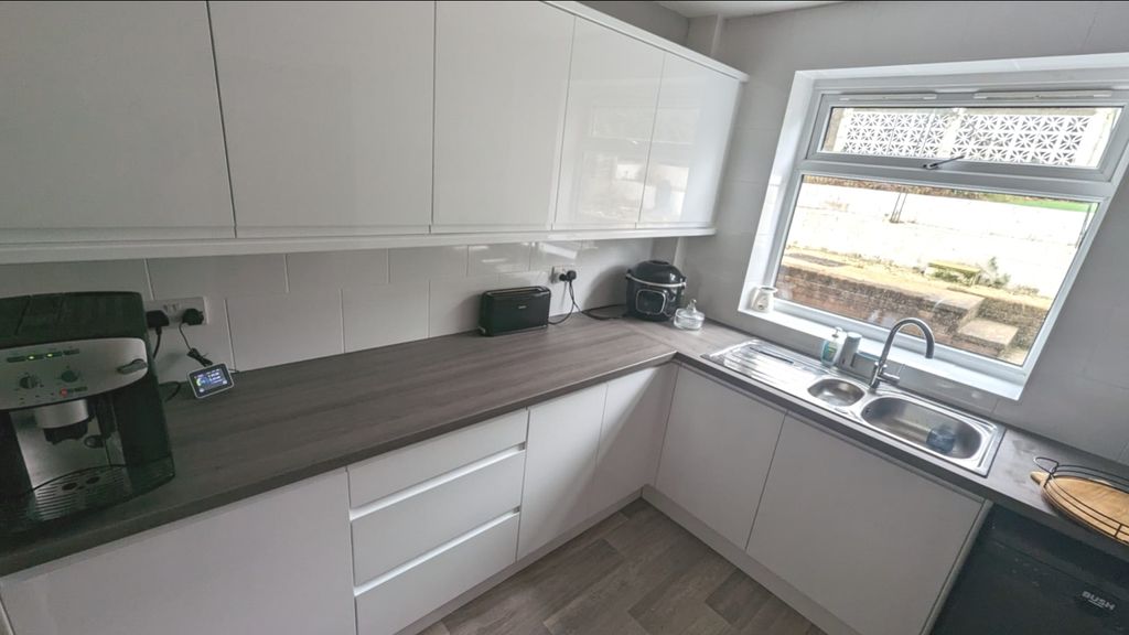 Property photo 2 of 10 Img-20230302-Wa0016