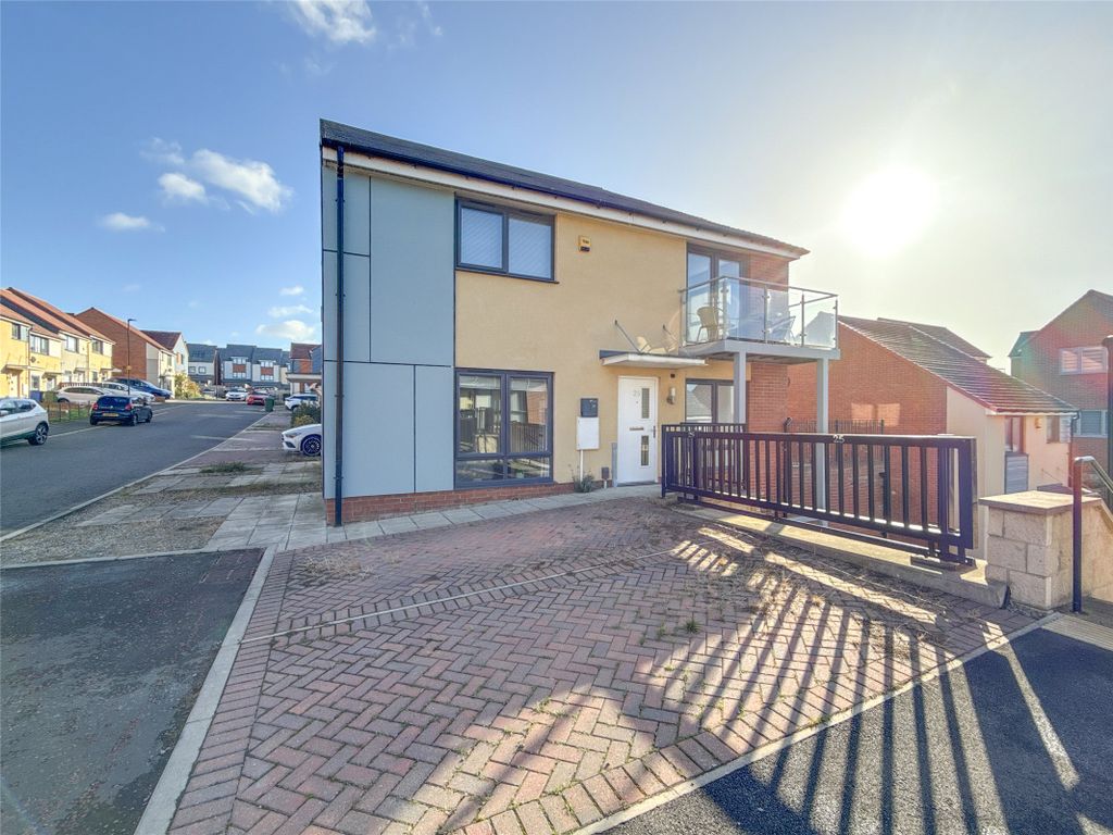 Property photo 1 of 20 External