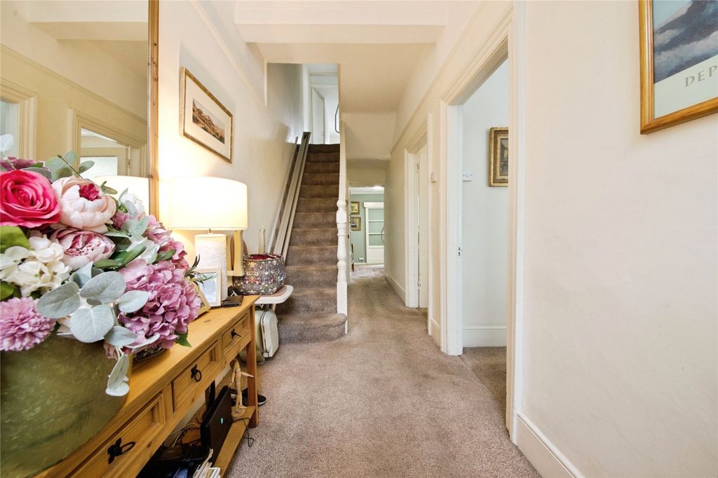 Property photo 2 of 21 Picture No. 22