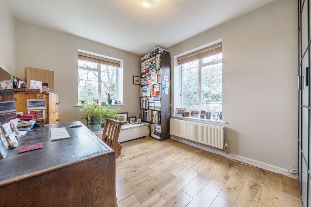 Property photo 3 of 7 963601 (3)