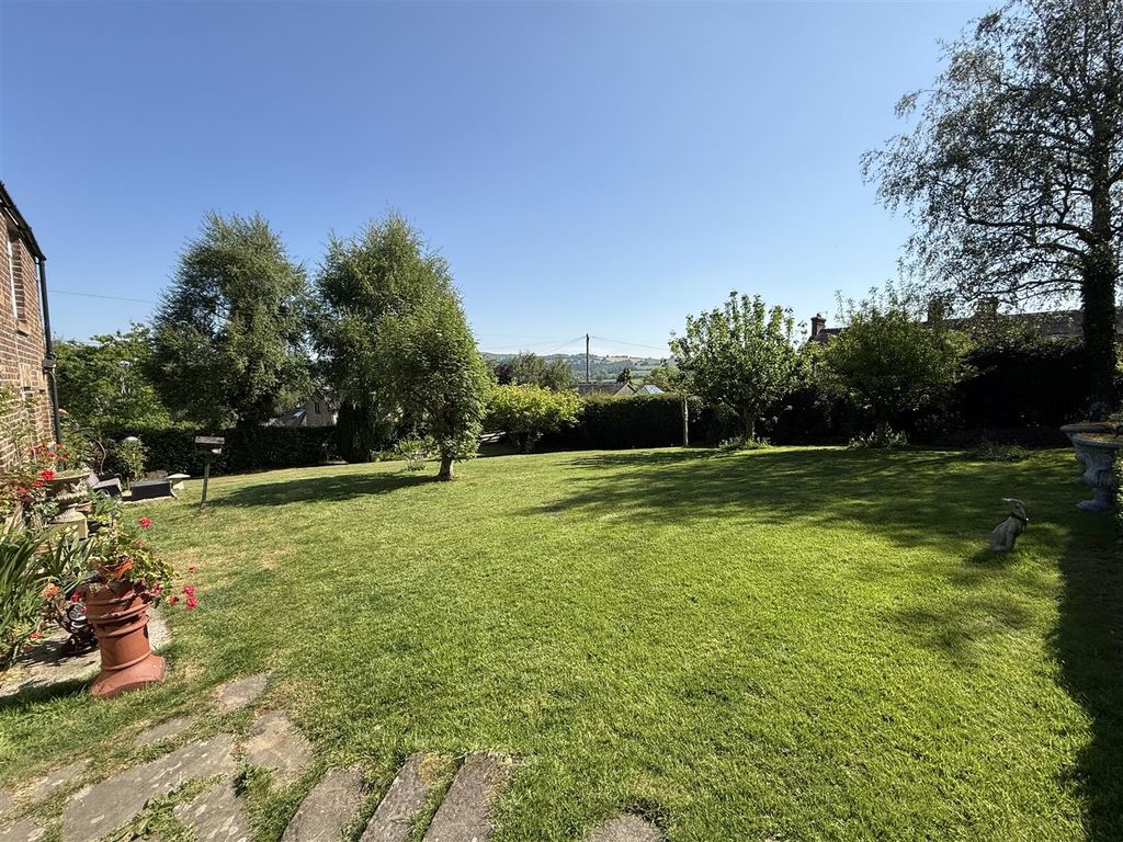 Property photo 2 of 22 The Cottages 11.Jpg