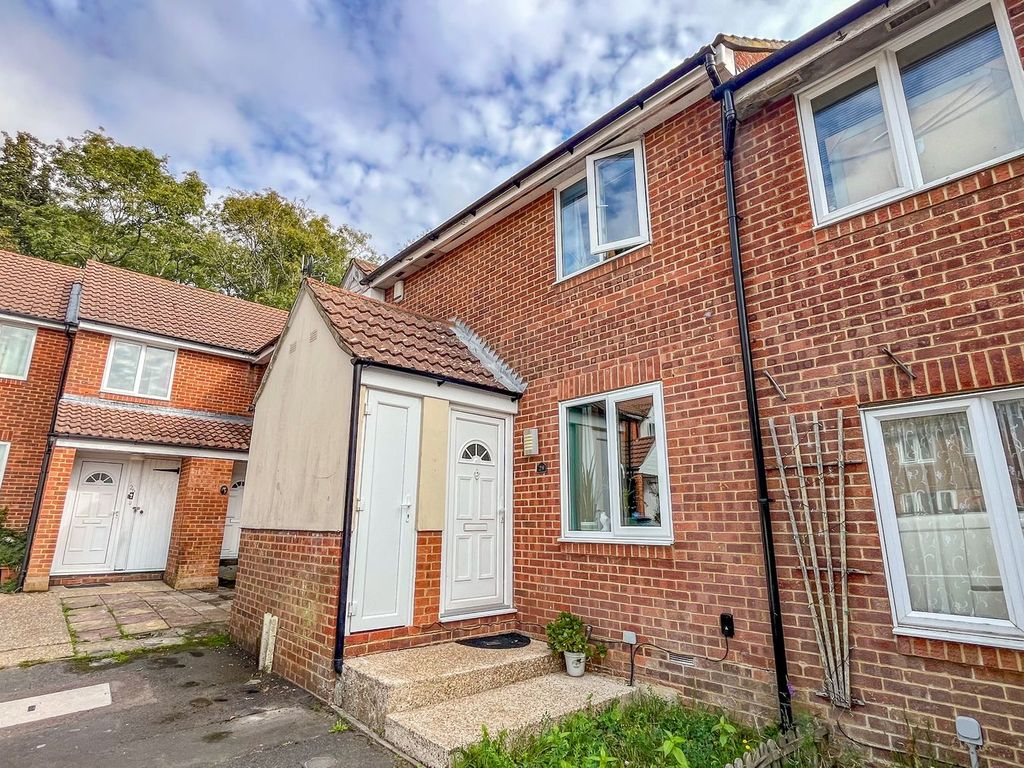 Property photo 1 of 11