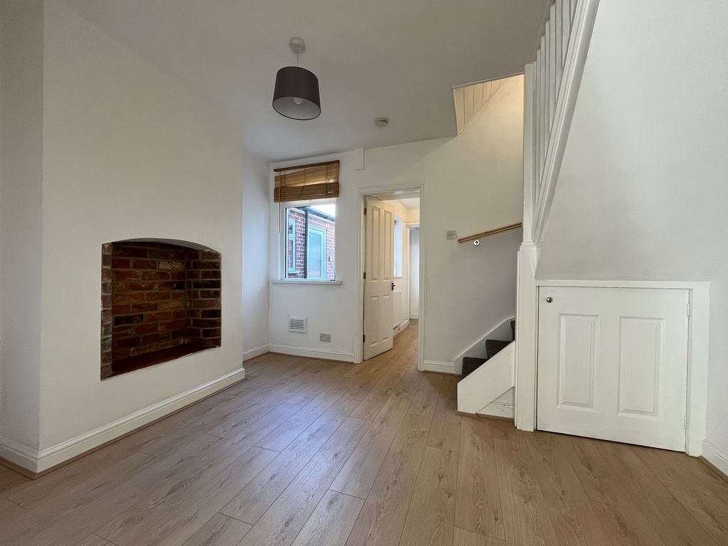 Property photo 3 of 16 Image