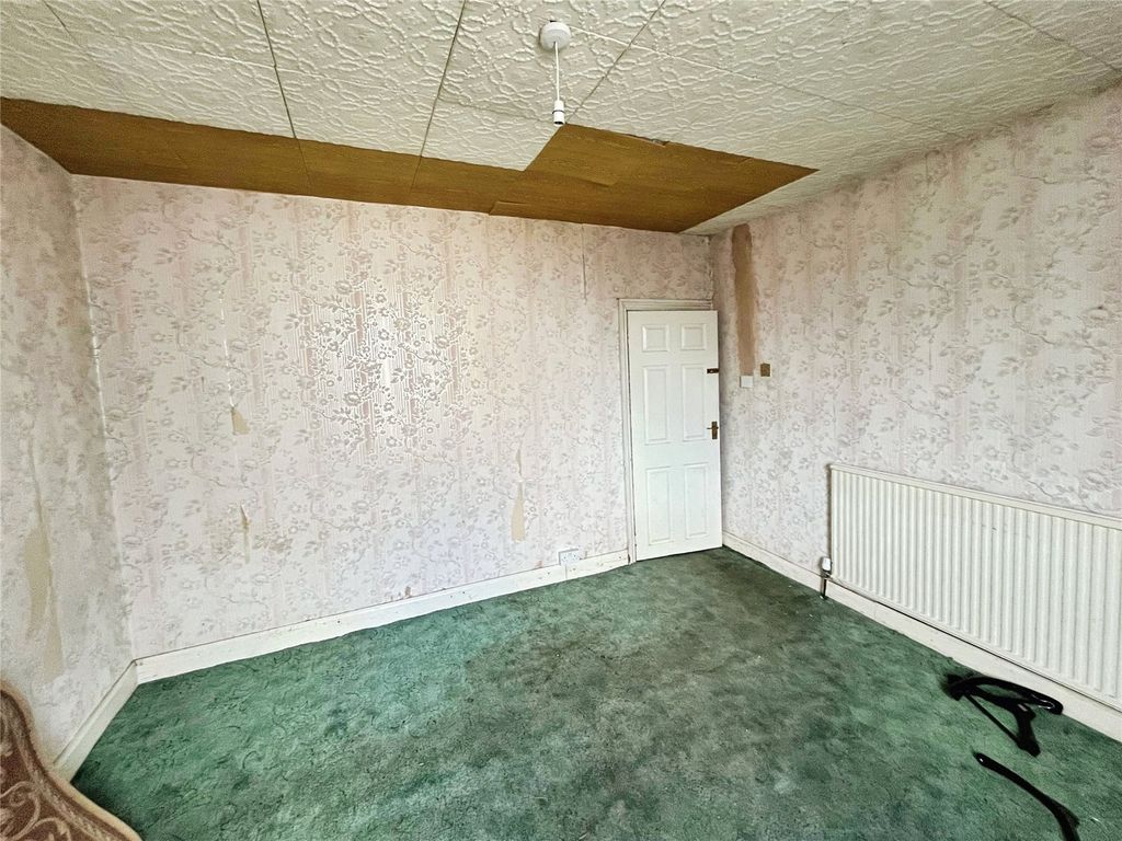 Property photo 3 of 20 Bedroom 2