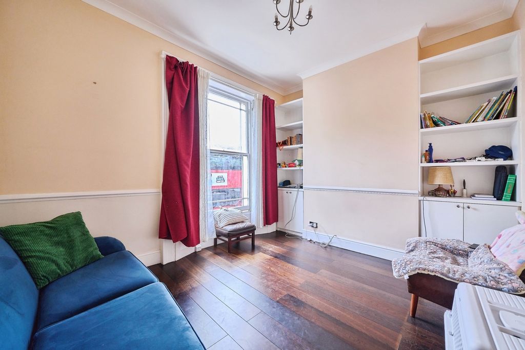 Property photo 2 of 15 Pbox-Img.Jpg