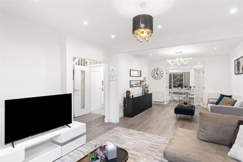 Property photo 3 of 25 4R0A8975.Jpg