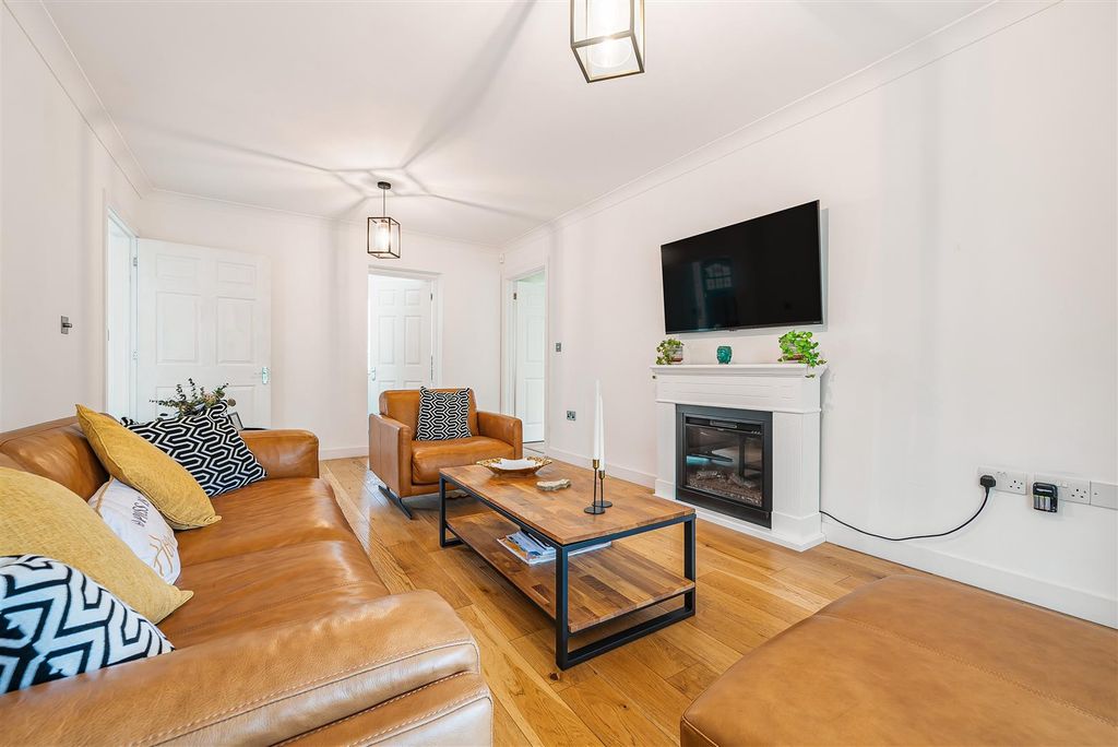 Property photo 3 of 12 Living Room