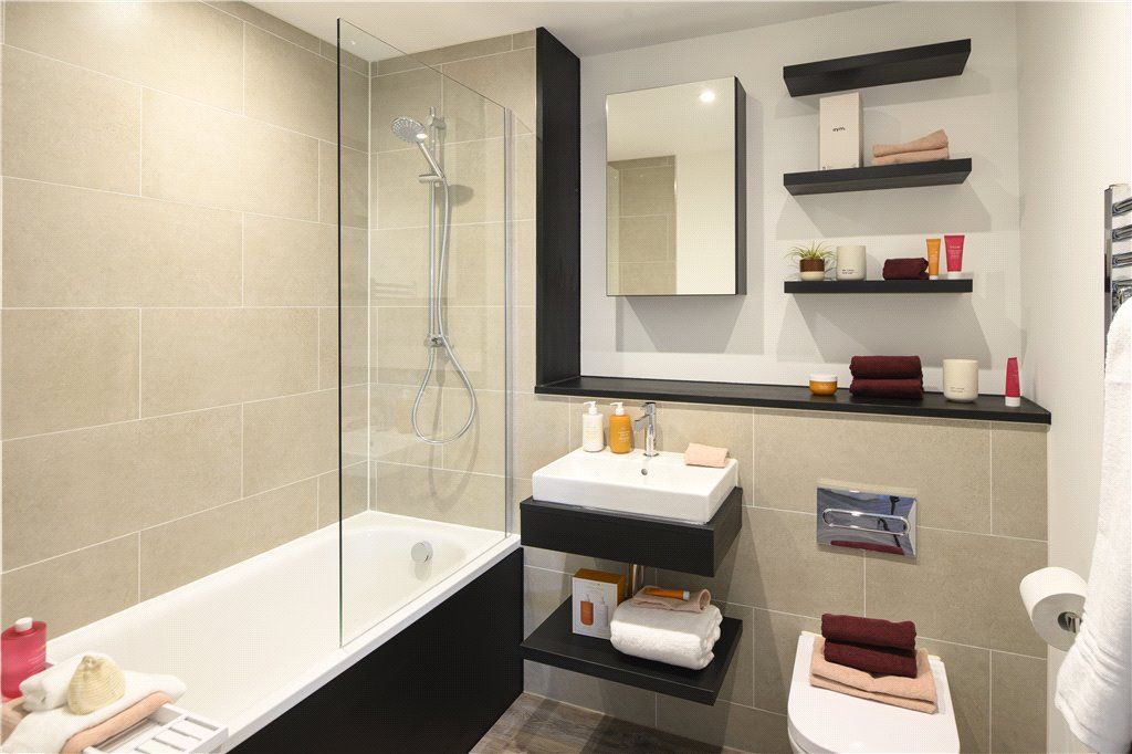Additional image 4 of 2 bed flat for saleReading, Berkshire RG2