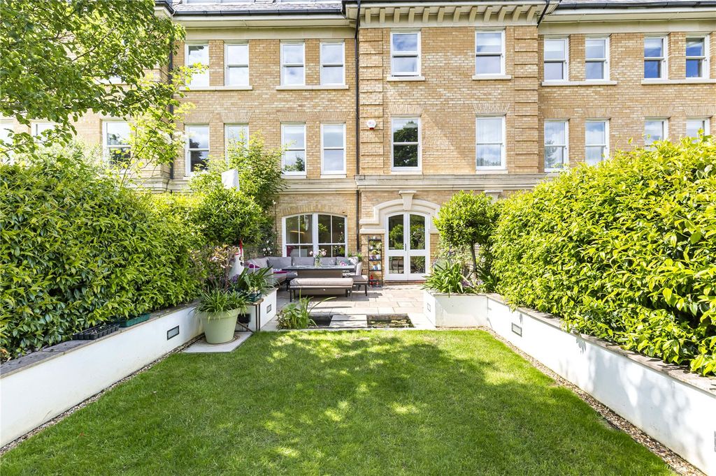 Property photo 1 of 15 Garden
