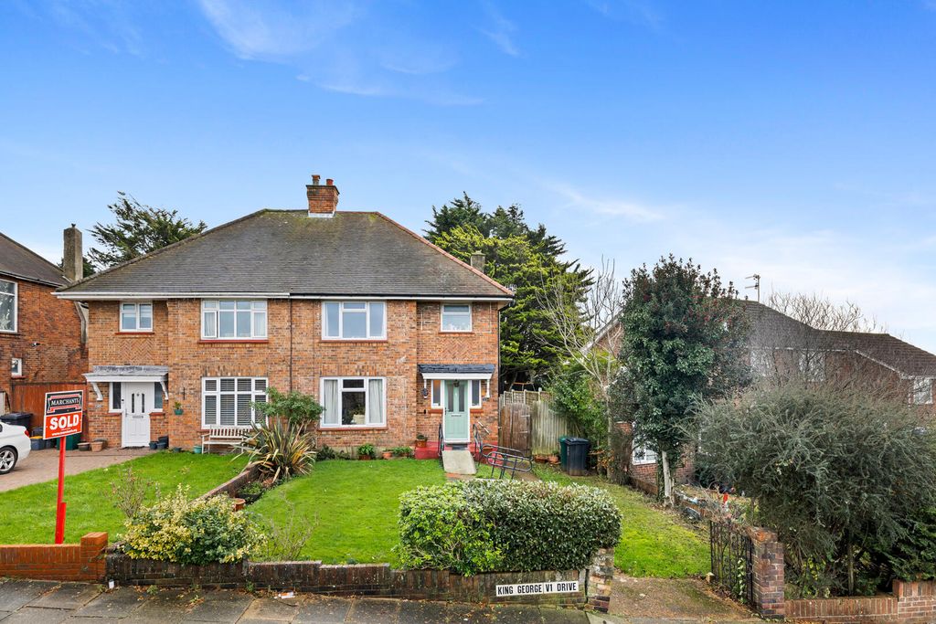 Property photo 1 of 13 Front (Exterior)