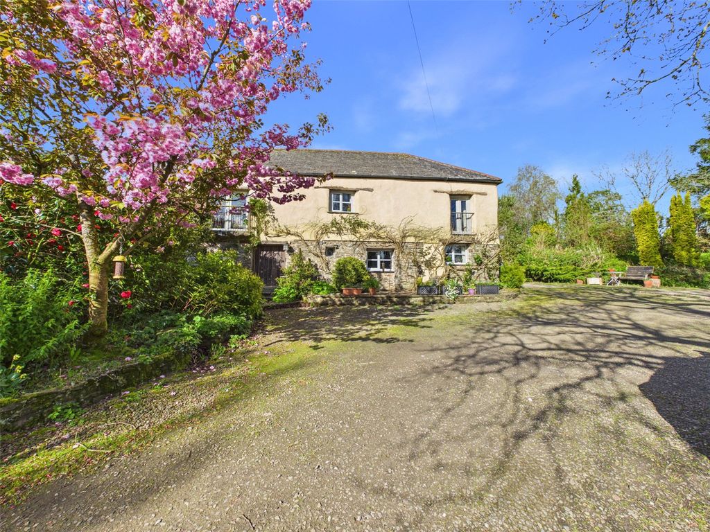Property photo 1 of 28 Picture No. 34