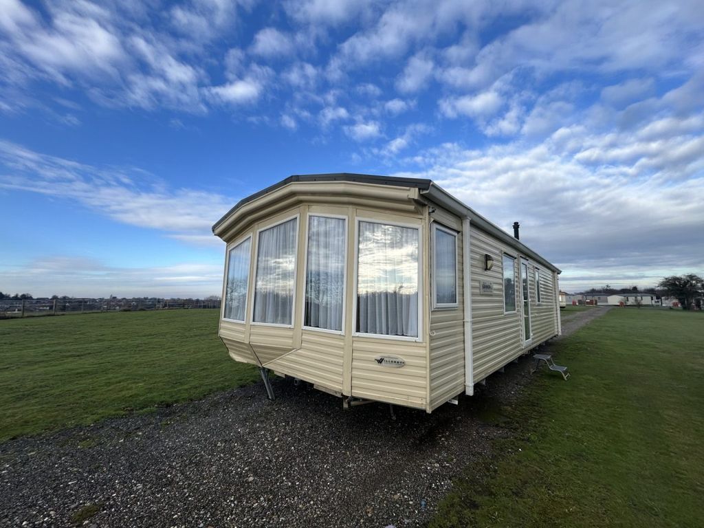 Property photo 1 of 6 Granada Gl Ext.Jpg