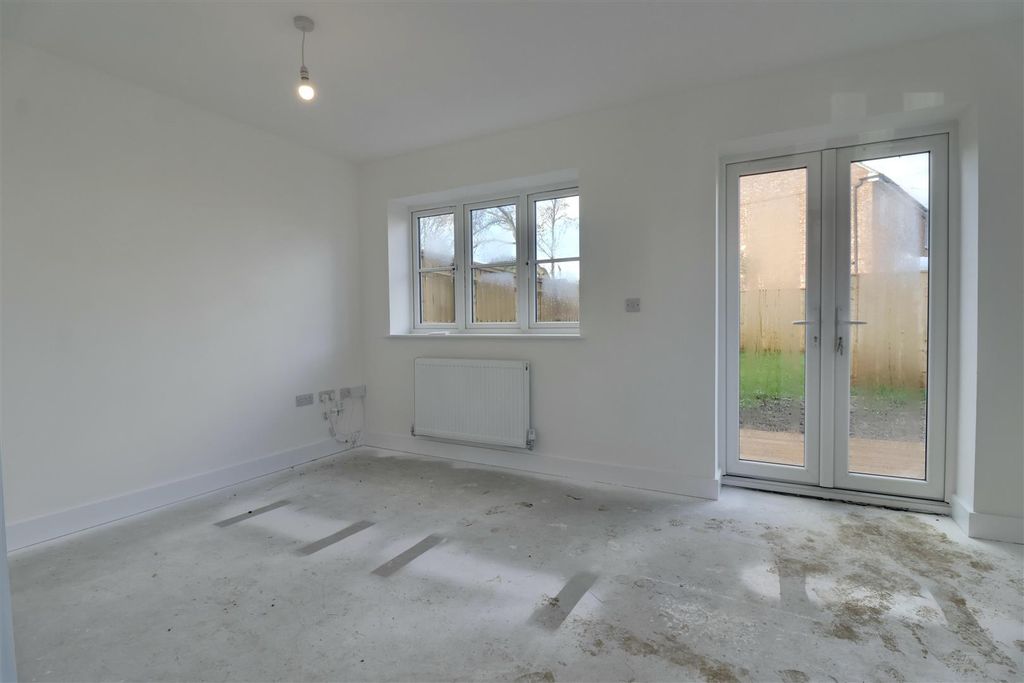 Property photo 3 of 16 5Ecef23A-Af88-46E9-9D92-1Ac3260B4497_1_201_A.Jpeg